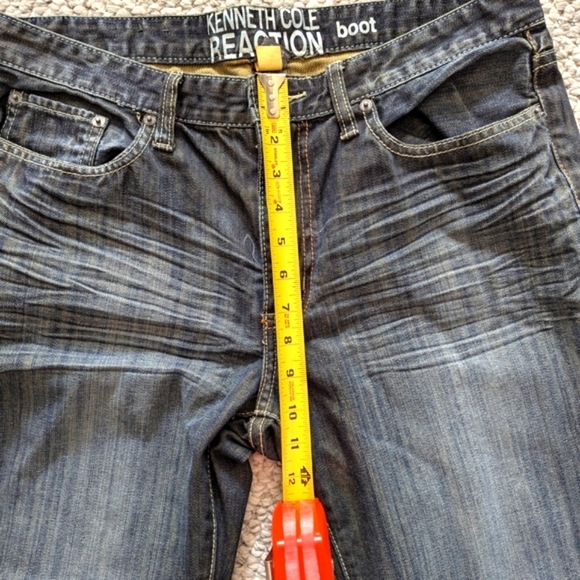 Kenneth Cole Reaction Men's Bootcut Jeans (34 X 32) - Picture 10 of 16